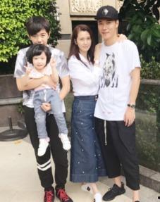 张丹峰年轻照片,张丹峰年轻时期风采再现