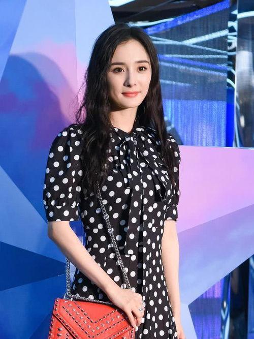 娱乐圈421有哪些明星,揭秘明星们的秘密生活与情感纠葛