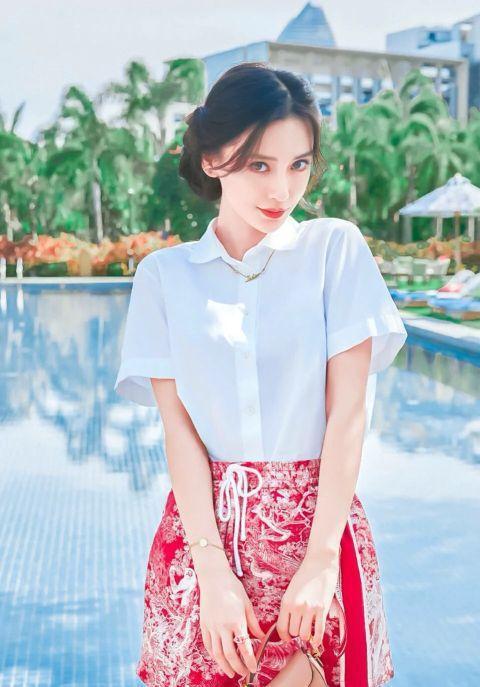 杨颖生活照最近,日常穿搭尽显时尚魅力