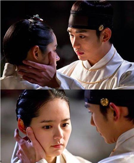 拥抱太阳的月亮演员表,璀璨星光汇聚演绎传奇爱情