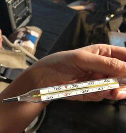 高烧39度照片,探寻身体与心灵的抗争