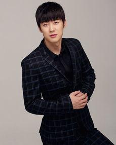 朱嘉琦资料,才华横溢的年轻艺术家，艺术之路的璀璨星辰