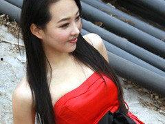 露胸罩女主播,网络直播界的争议焦点